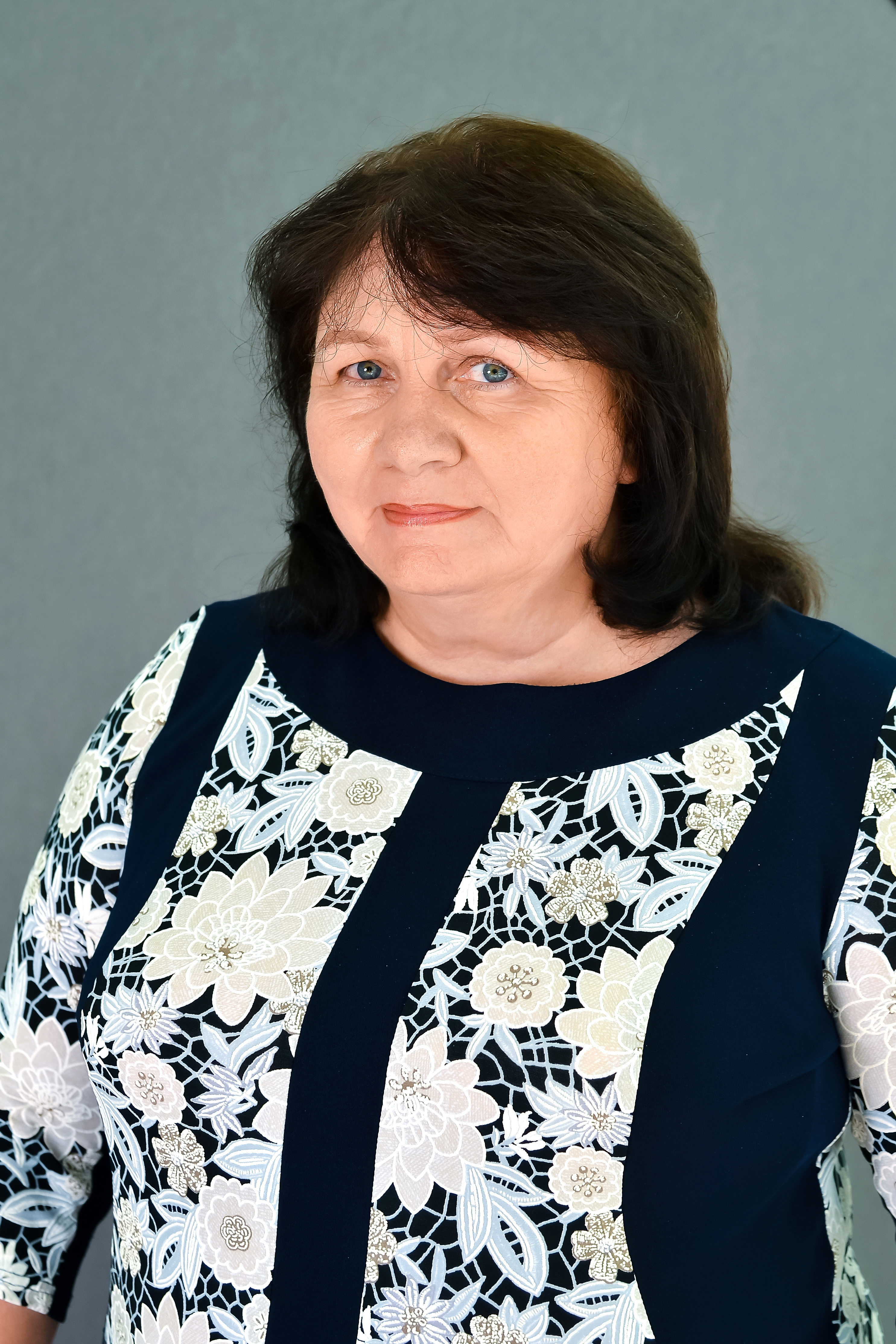 Музыкальный руководитель Хаткина Надежда Анатольевна.